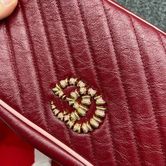 100% Authentic Gucci GG Marmont Small Leather Shoulder Bag - Picture 5 of 14